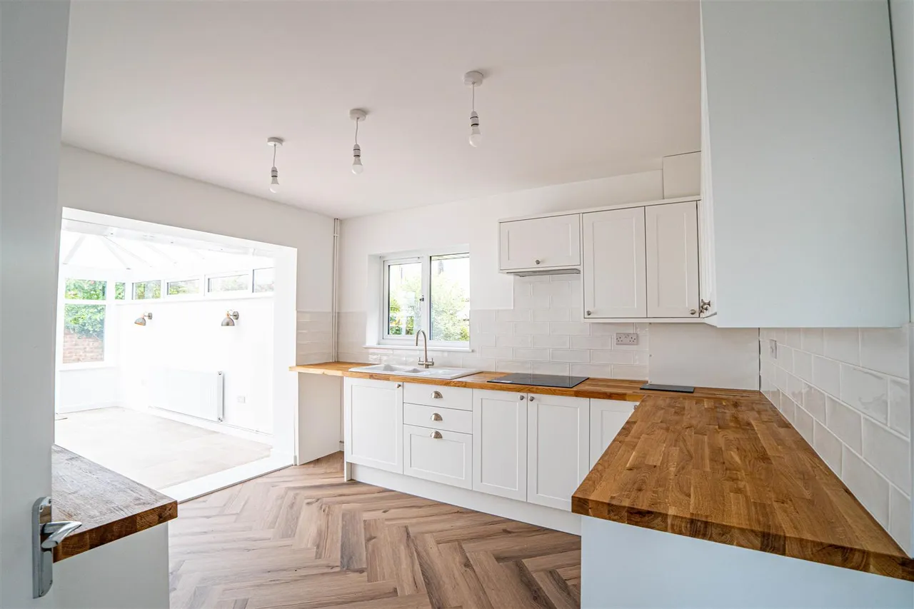 Westminster Crescent, Hastings, photo 5