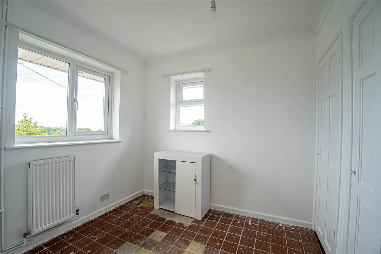 Westminster Crescent, Hastings, photo 11