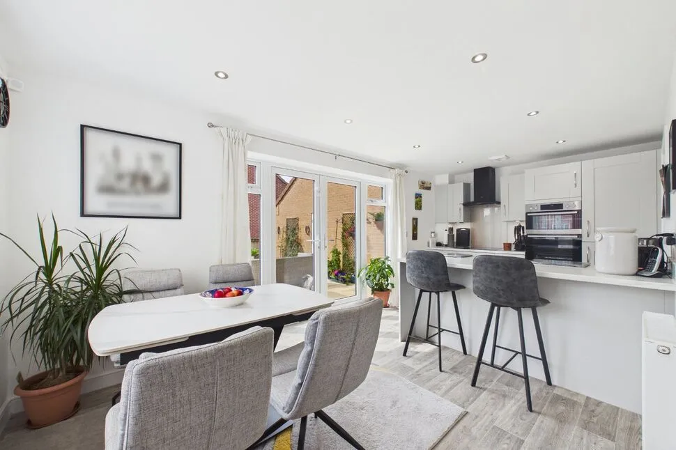 Airedale Walk, Skelton Gate, West Yorkshire, LS9, photo 2