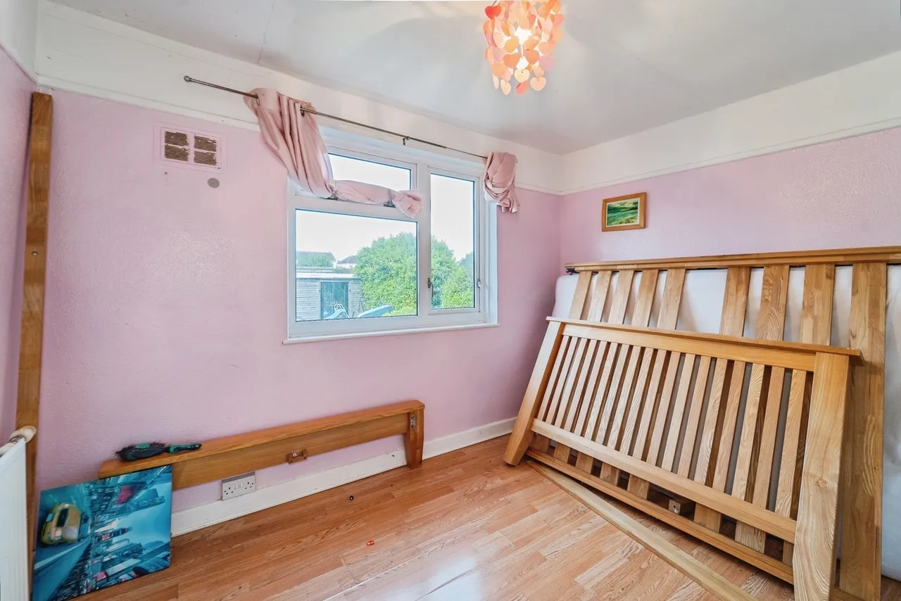 Observatory Avenue, Hakin, SA73, photo 9