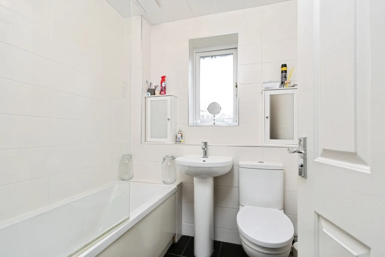 Monkside Close, Washington, NE38, photo 10