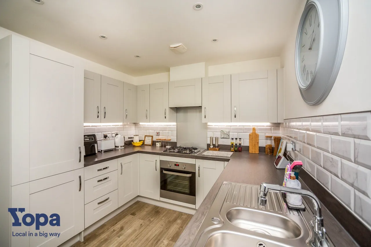 Smedley Road, Faversham, ME13, photo 2
