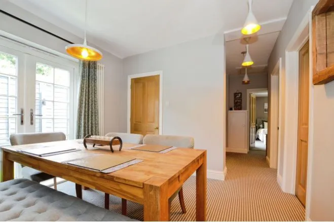 Watling Street, Radlett, WD7, photo 9