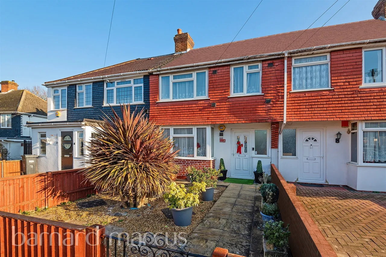 3 bed house for sale — Beeston Way, Feltham