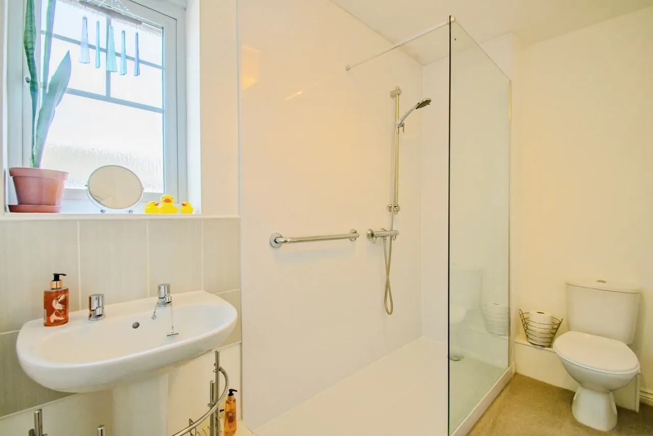 Stancliffe Drive, MANCHESTER, Lancashire, M27, photo 14