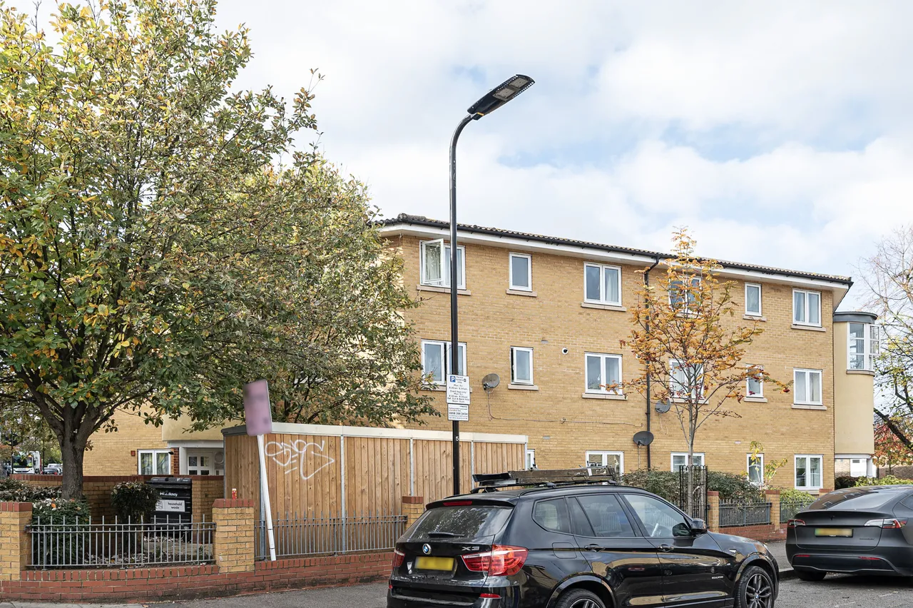 15 Felstead Street, London, photo 2