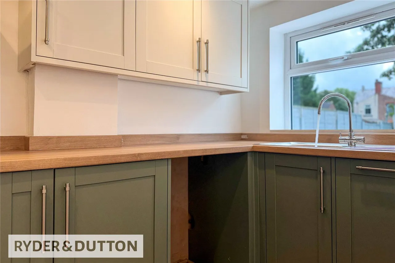 Walker Road, Chadderton, OL9, photo 8