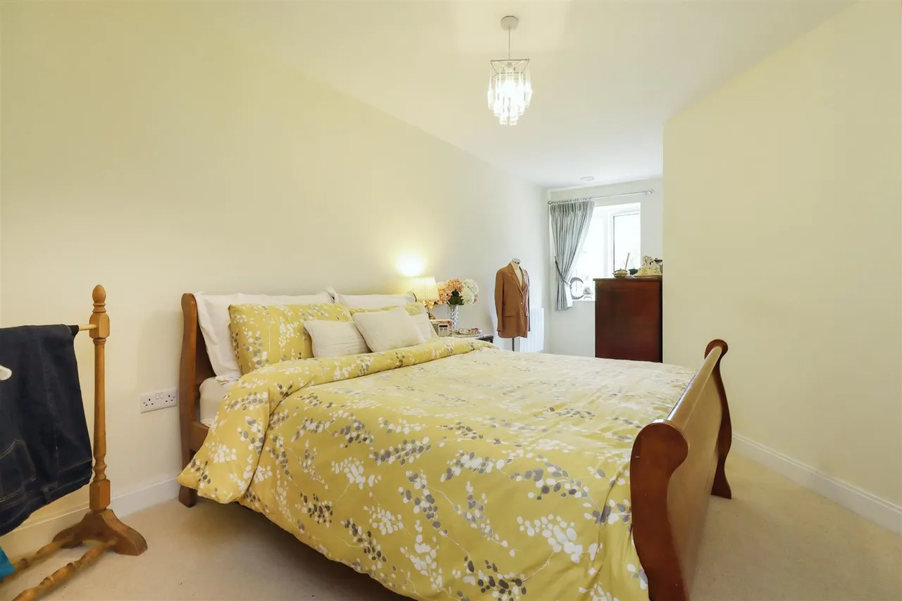 Wenlock Road, Shrewsbury, SY2, photo 13