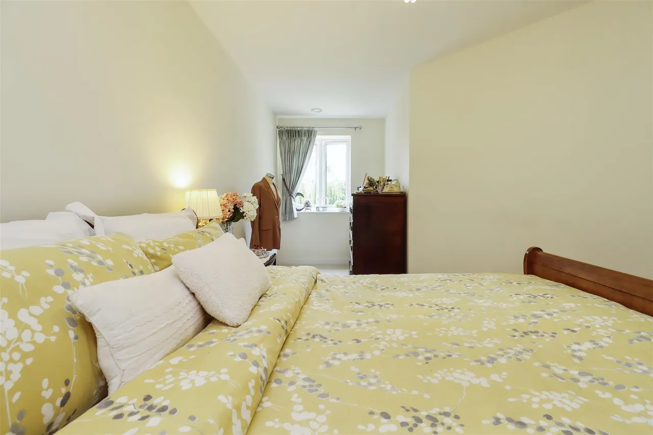 Wenlock Road, Shrewsbury, SY2, photo 14