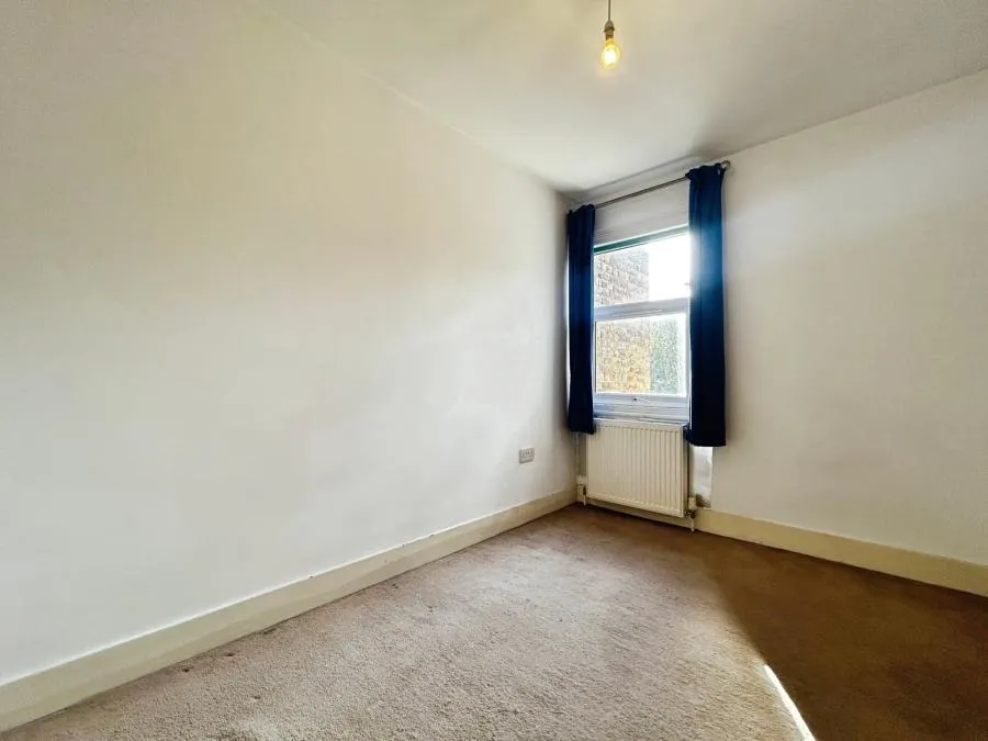 Oakridge Road, High Wycombe, HP11, photo 7