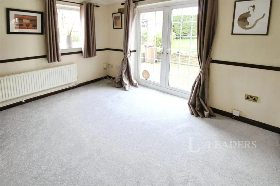 Barnston Close, Luton, LU2, photo 4