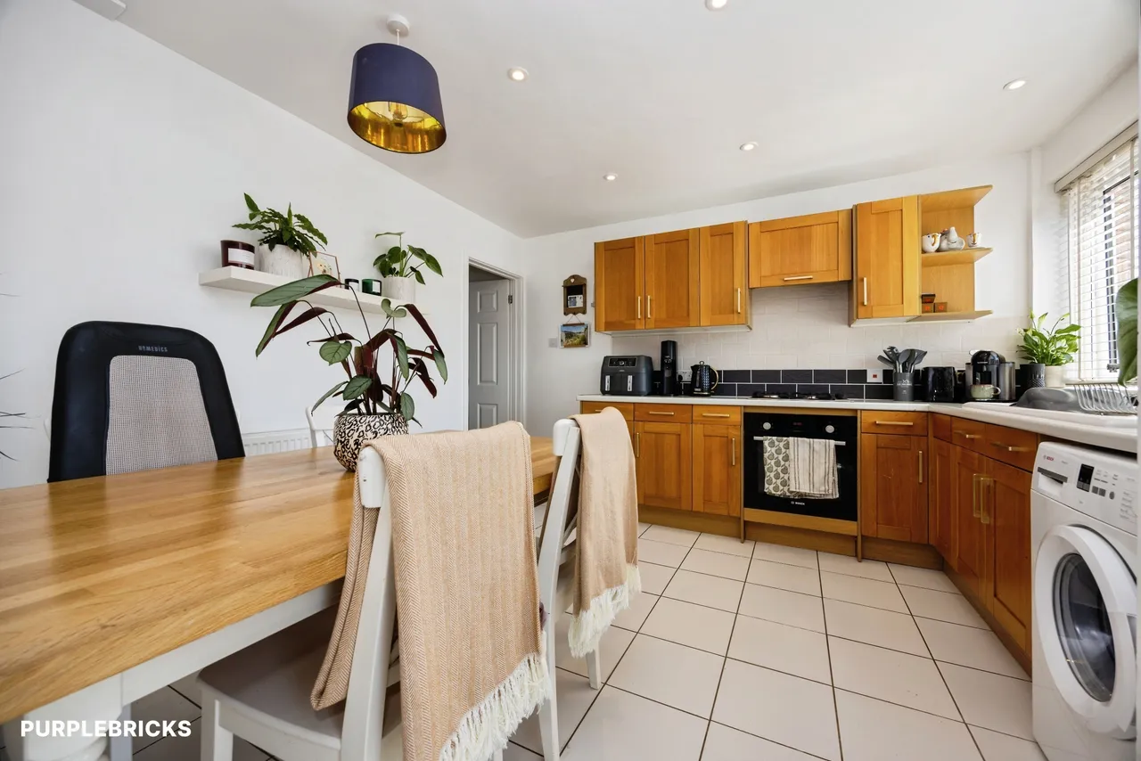 Beaumont Square, Cranleigh, GU6, photo 36