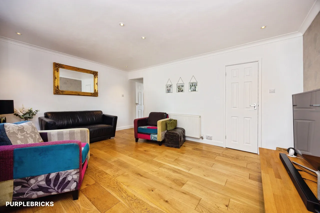 Beaumont Square, Cranleigh, GU6, photo 23