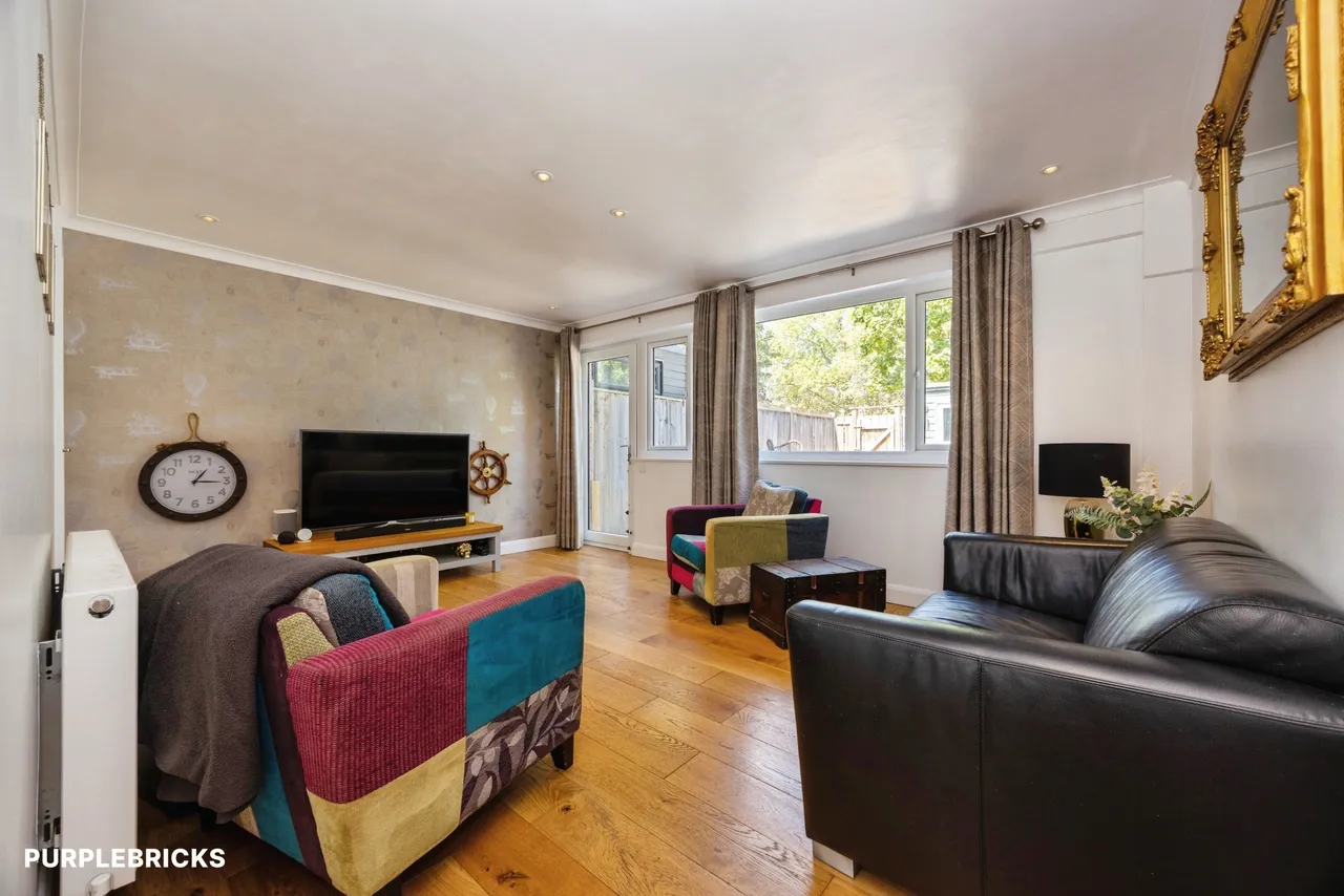 Beaumont Square, Cranleigh, GU6, photo 30