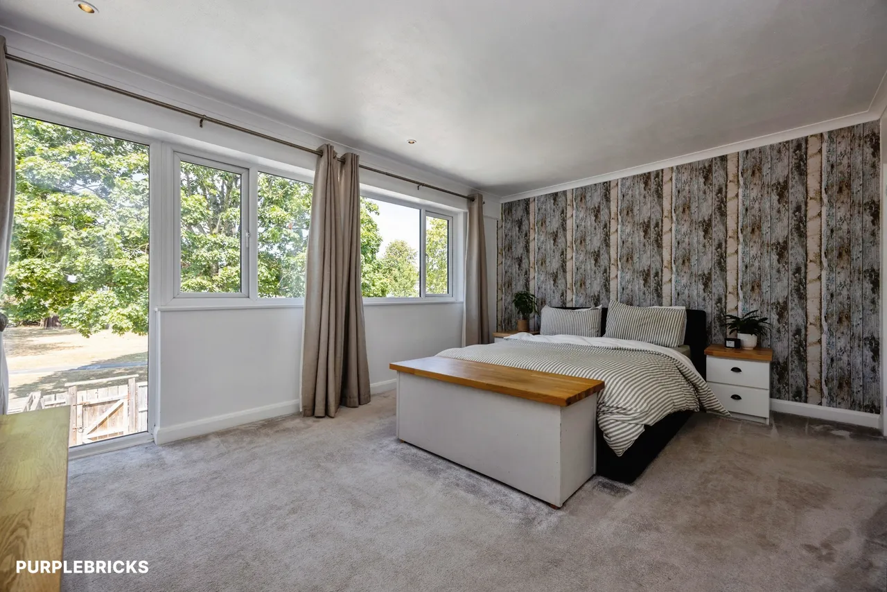Beaumont Square, Cranleigh, GU6, photo 26