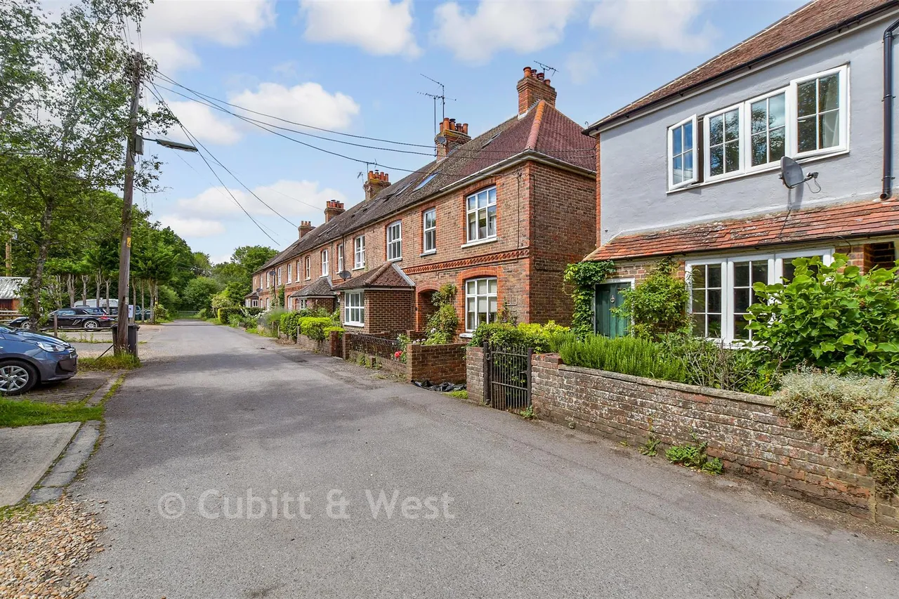 Lawns Road, Rudgwick, RH12, photo 14