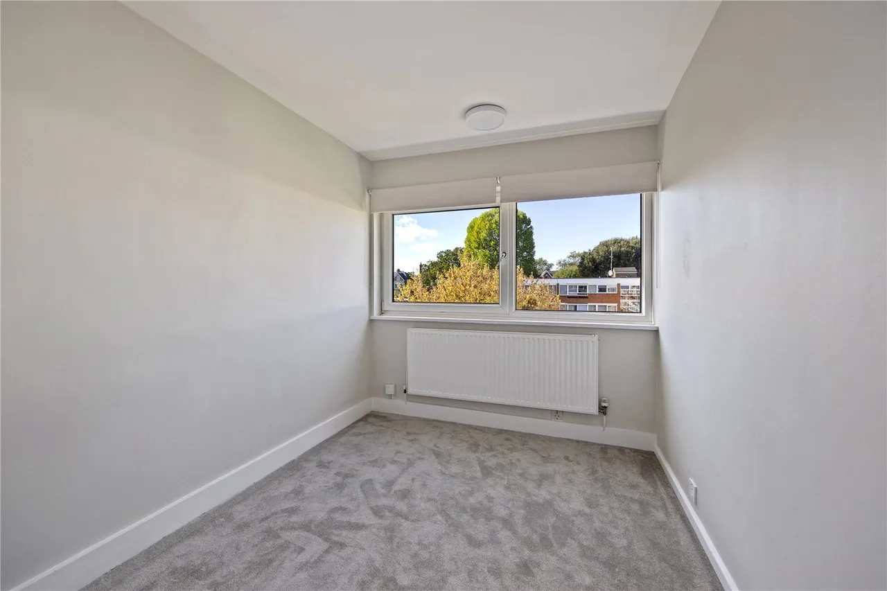 Kings Road, Richmond, TW10, photo 5