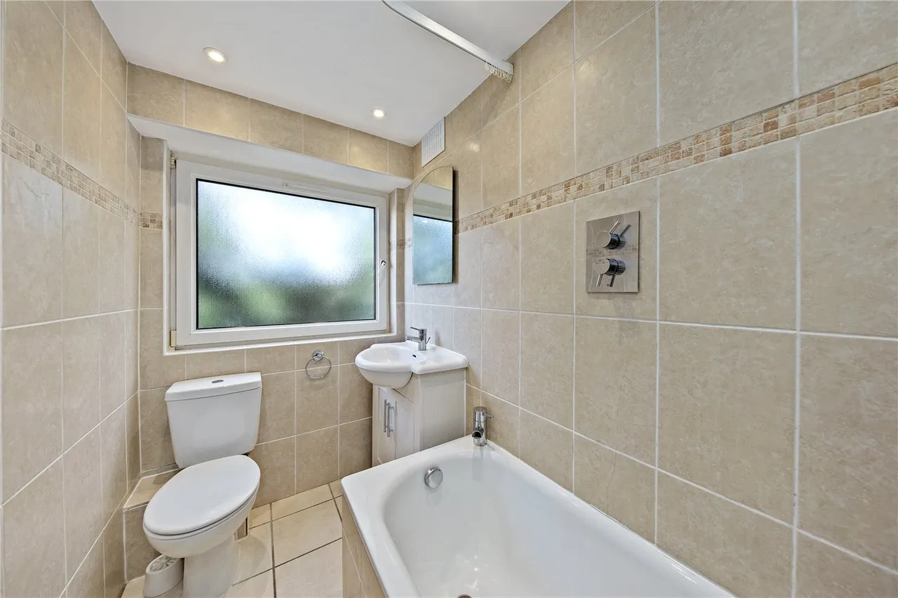 Kings Road, Richmond, TW10, photo 6