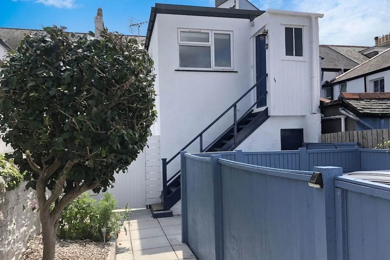 Gyllyngvase Terrace, Falmouth, TR11, photo 24