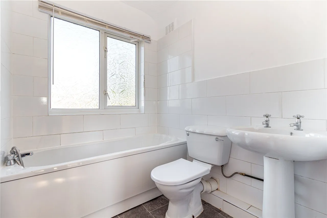Glenwood Road, Kings Norton, Birmingham, B38 8HE, photo 7