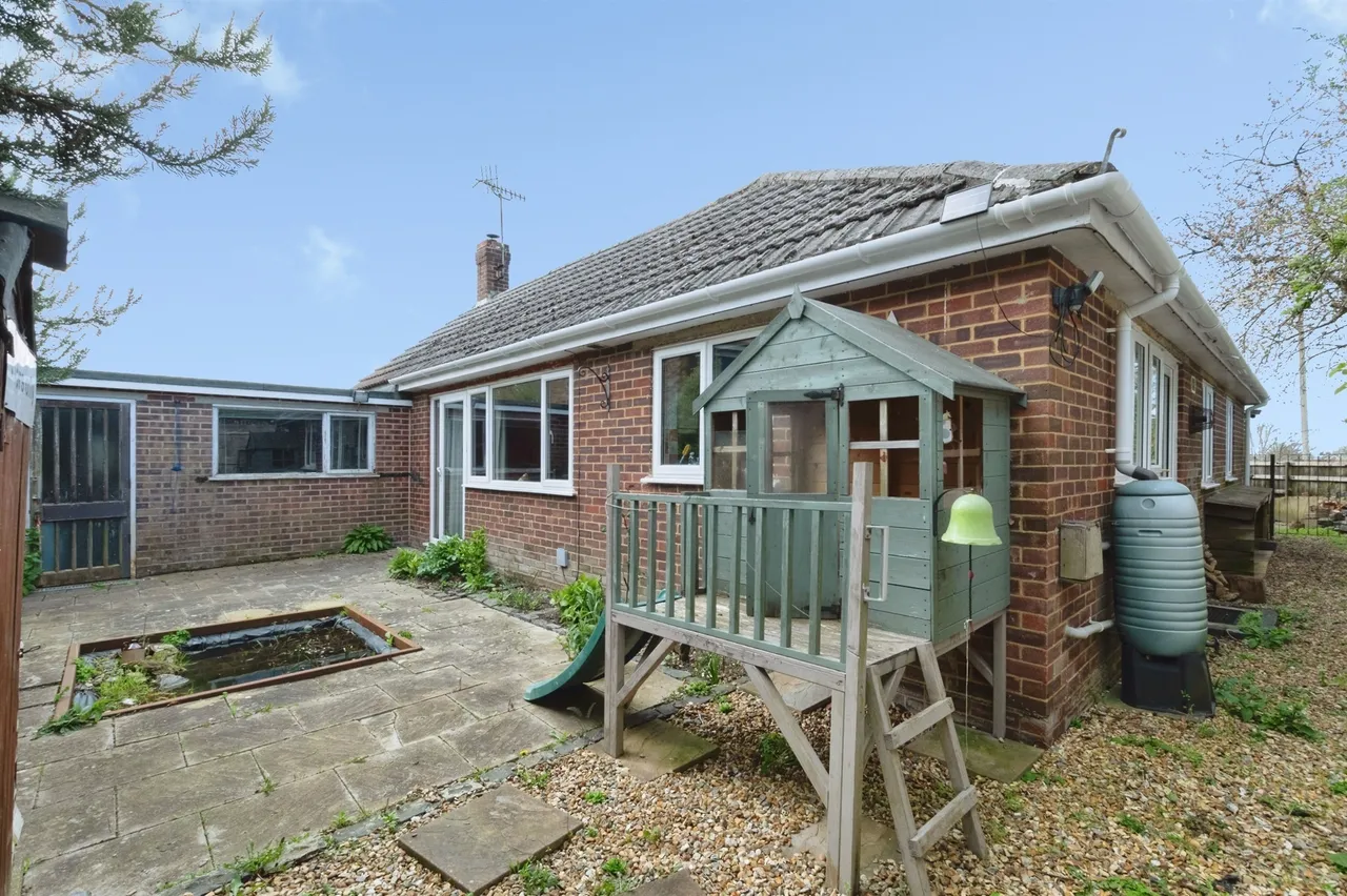 Herbert Road, Woodfalls, Salisbury, photo 10