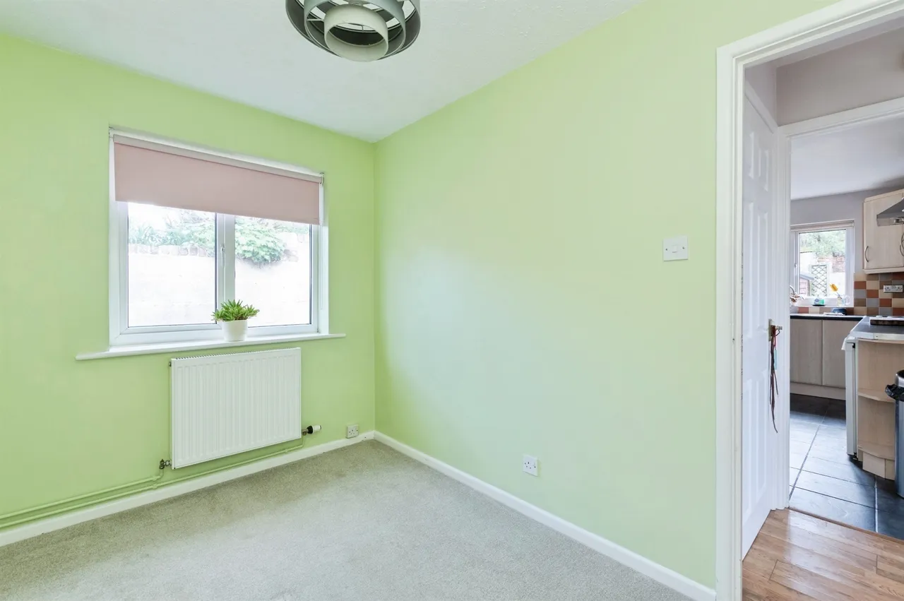 Herbert Road, Woodfalls, Salisbury, photo 7