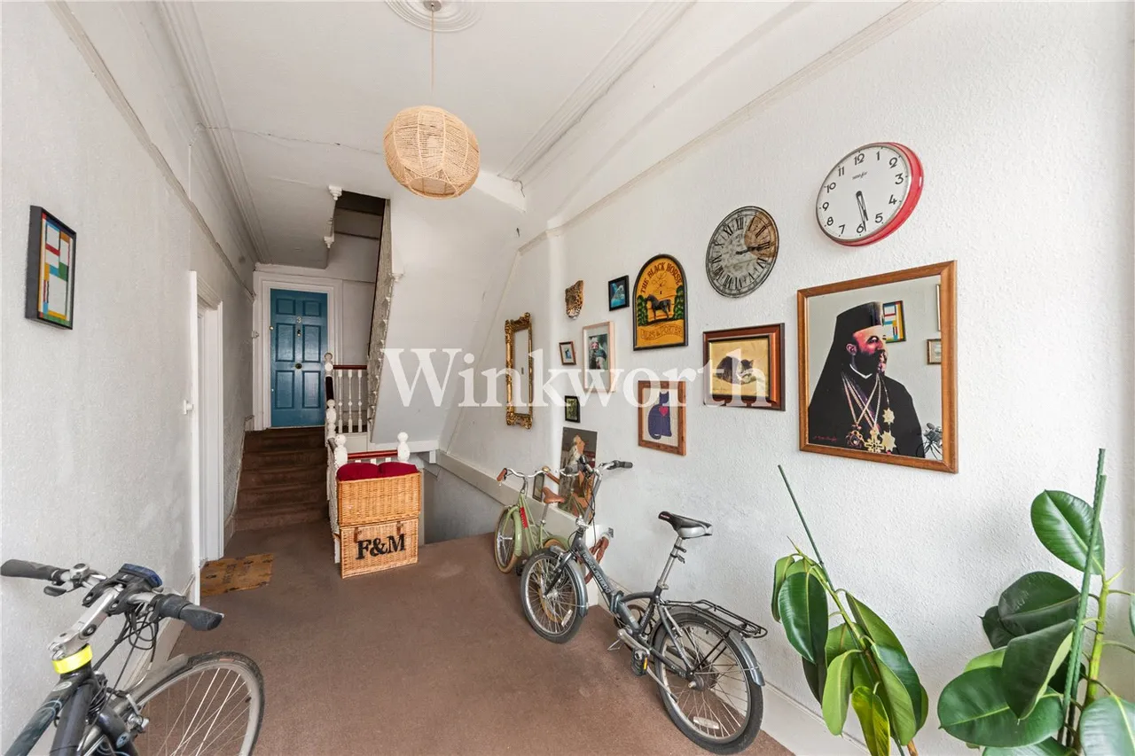Pemberton Road, London, N4, photo 12