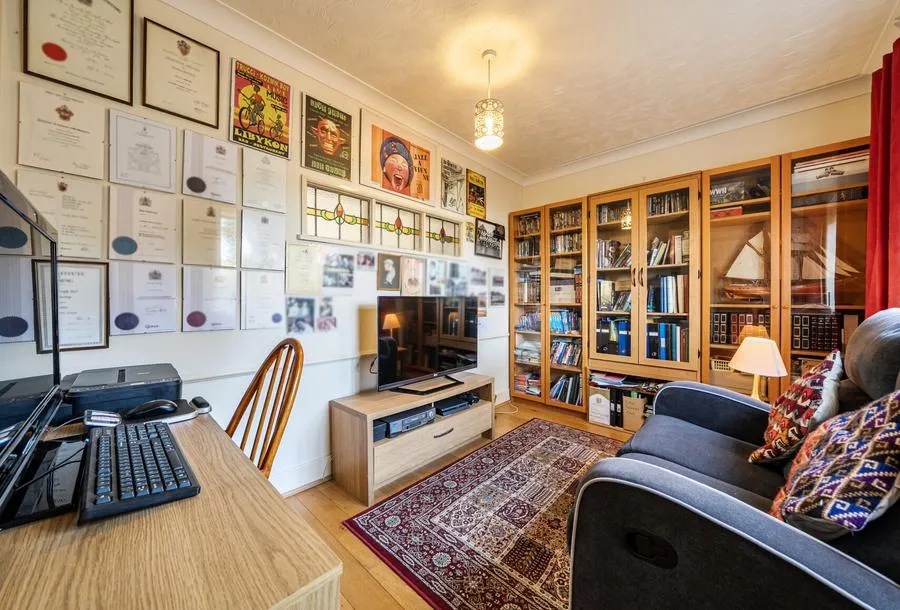 Mawney Road, Romford, RM7, photo 11