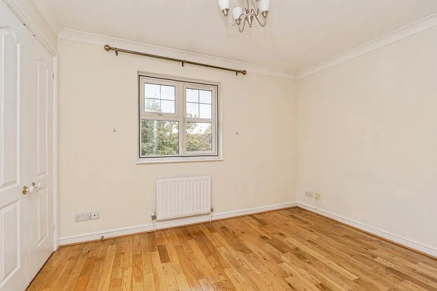The Orchard, Virginia Water, GU25, photo 11