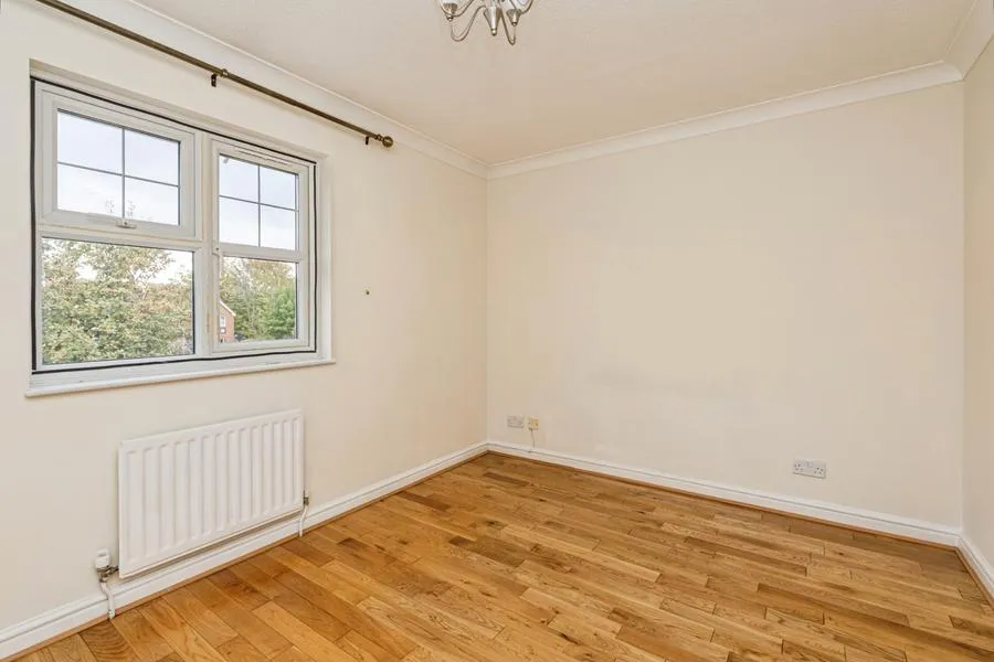 The Orchard, Virginia Water, GU25, photo 12