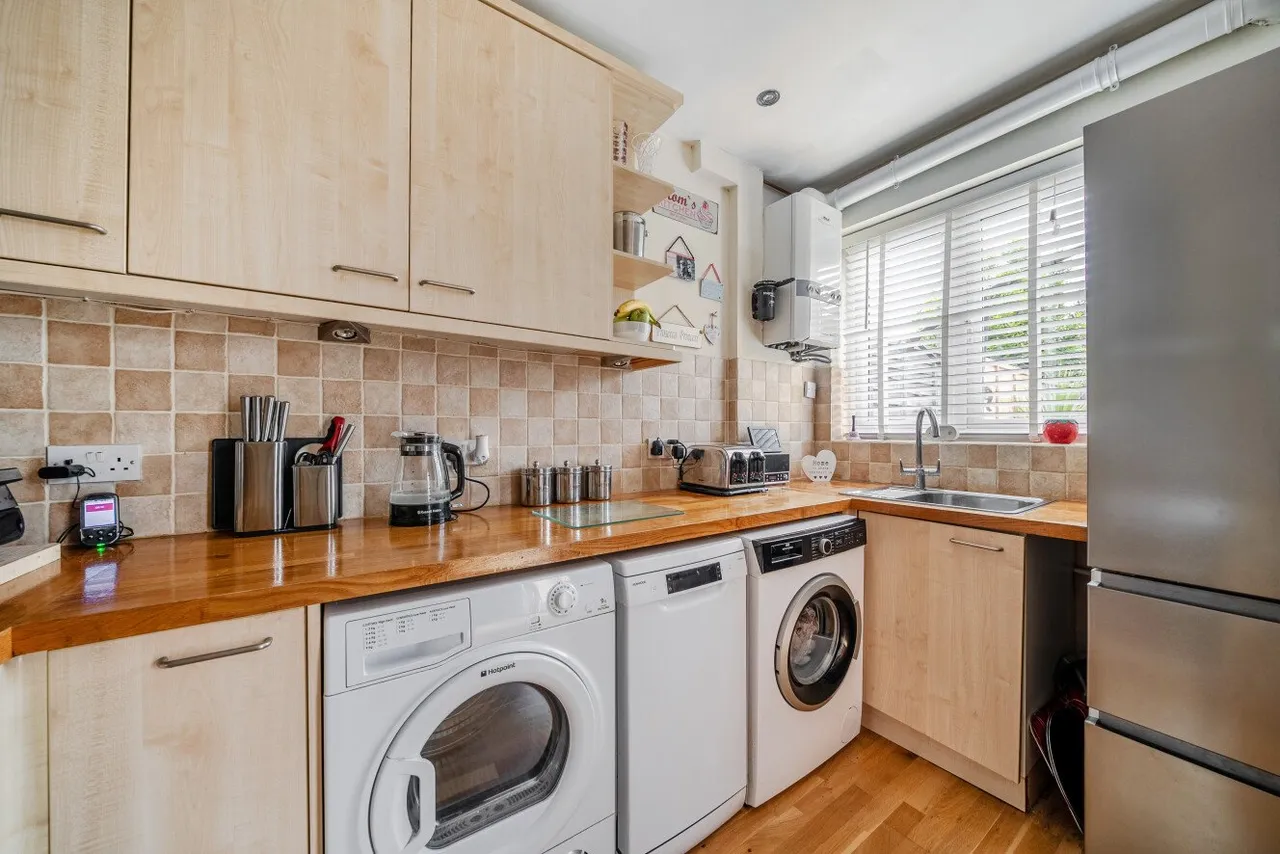 Sunray Avenue, Bromley, BR2, photo 11