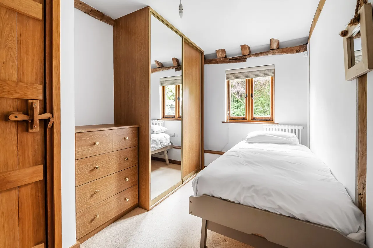 Eashing Lane, Godalming, GU7, photo 43