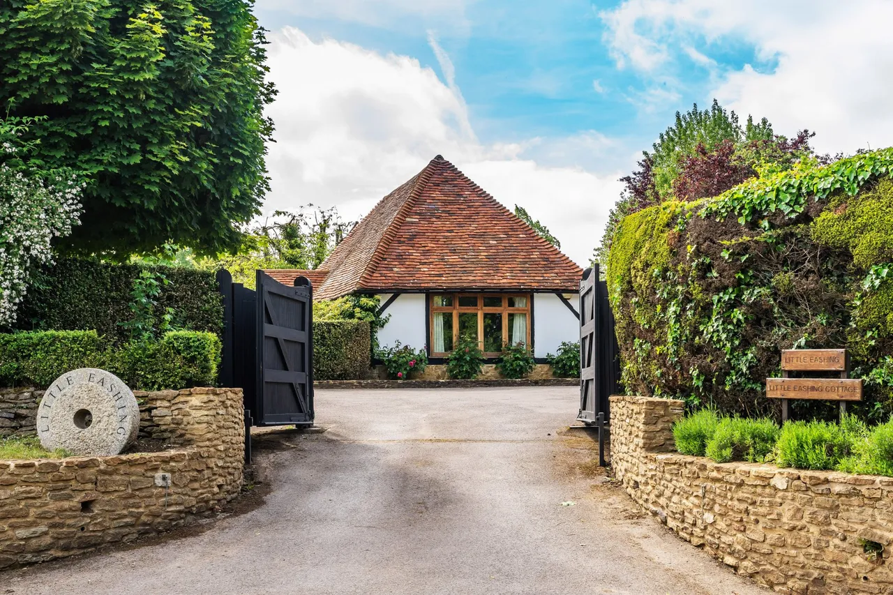 Eashing Lane, Godalming, GU7, photo 70