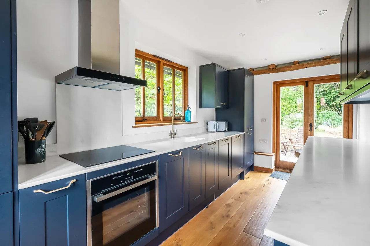 Eashing Lane, Godalming, GU7, photo 42