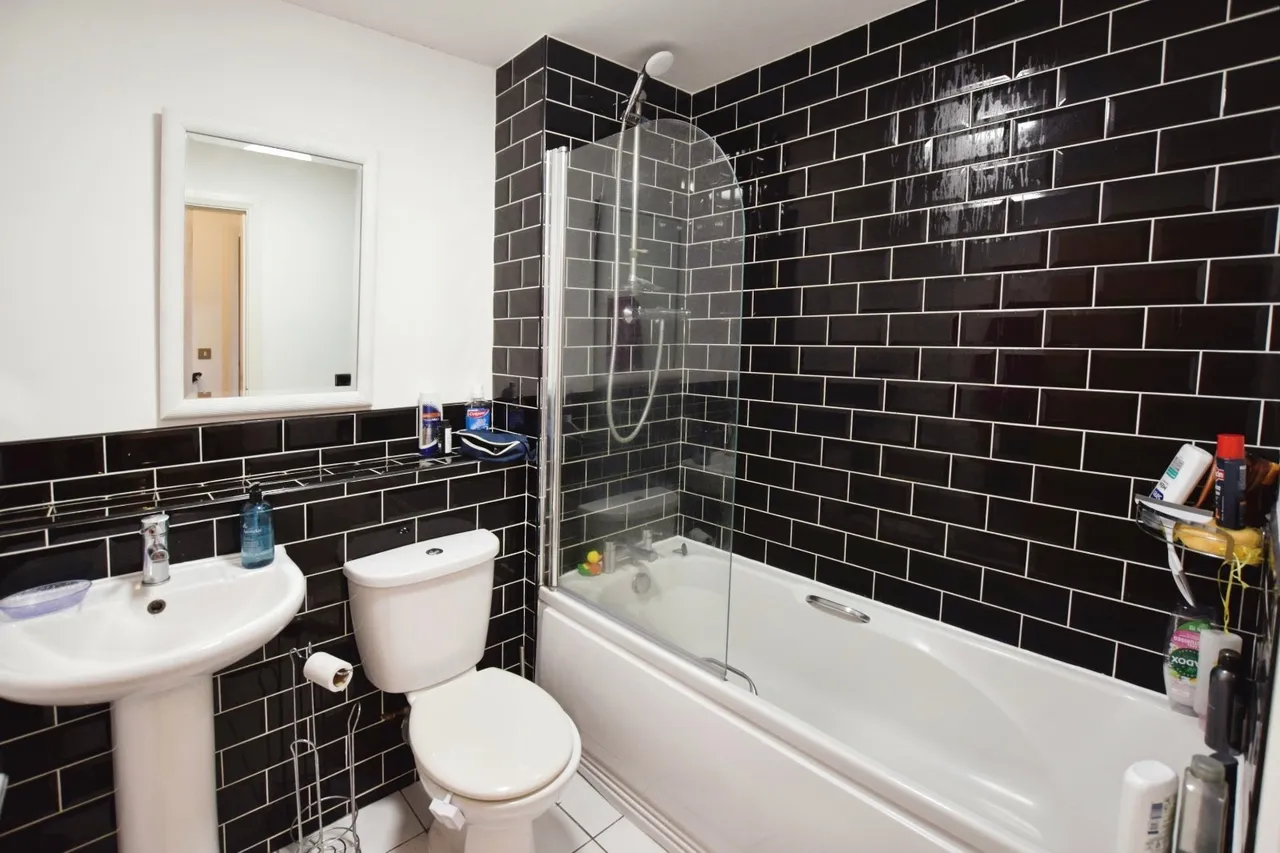 Denmark Street, Altrincham, WA14, photo 9