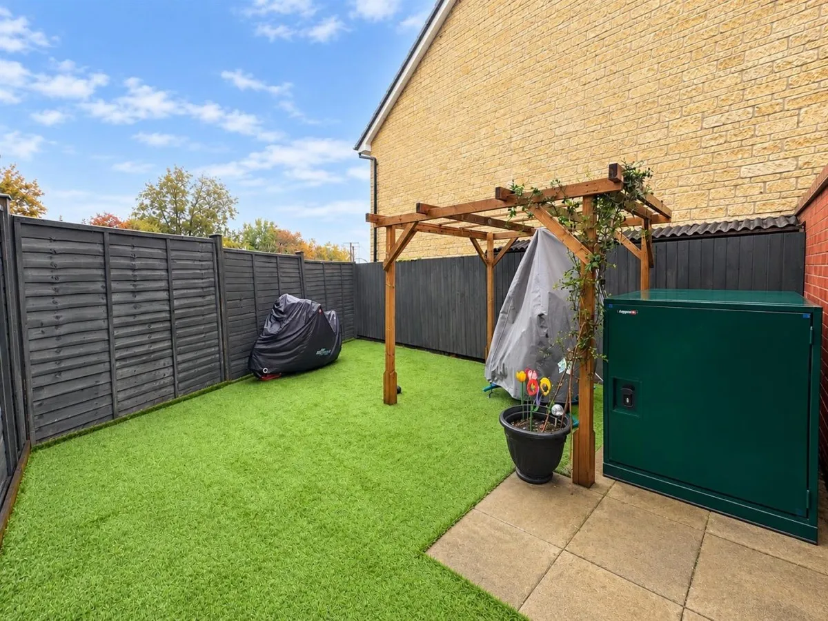 Clutterbuck Close, Leonard Stanley, GL10, photo 10