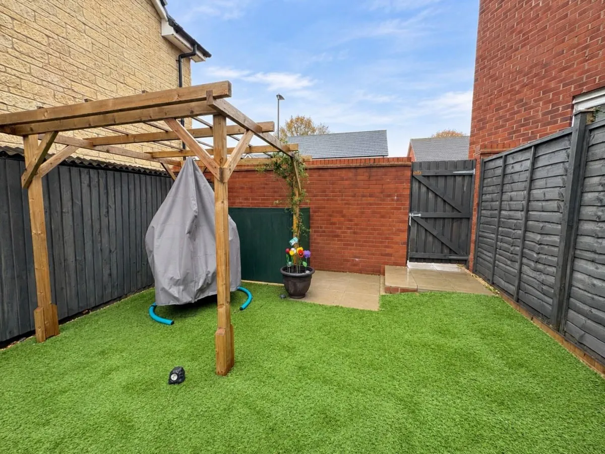 Clutterbuck Close, Leonard Stanley, GL10, photo 11
