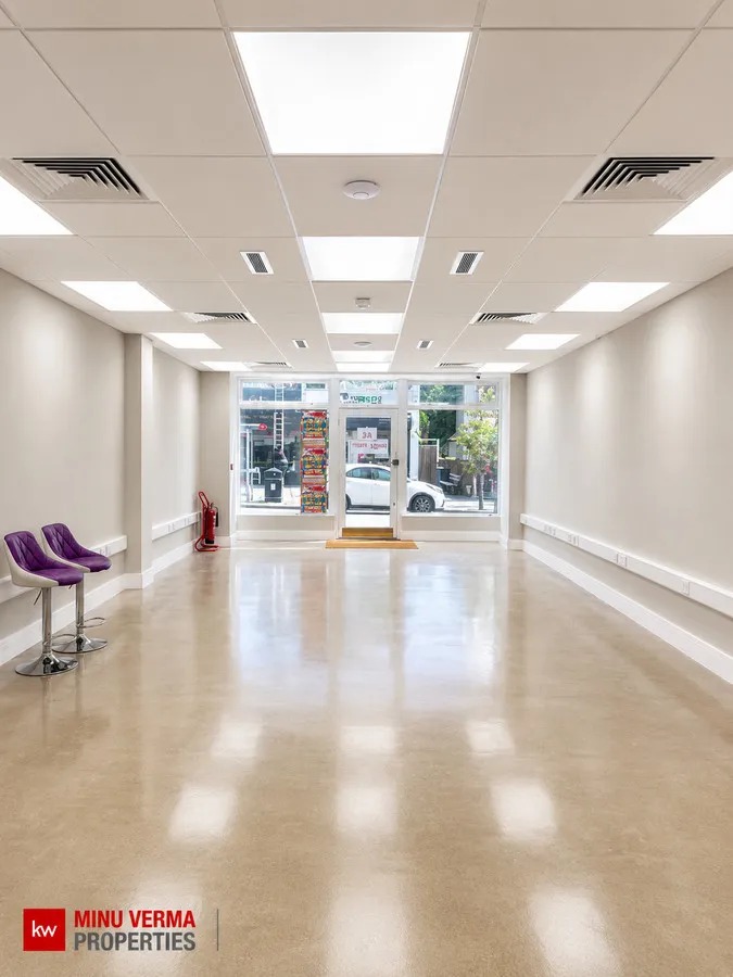 commercial property to rent, High Street, Wanstead, E11