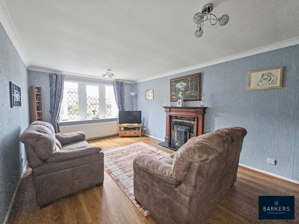 South Bank Road, Batley WF17 8EW, photo 5