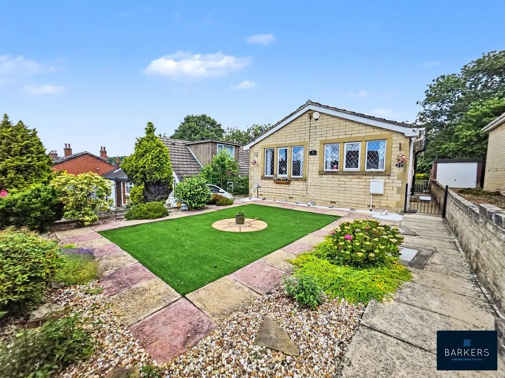 South Bank Road, Batley WF17 8EW, photo 2