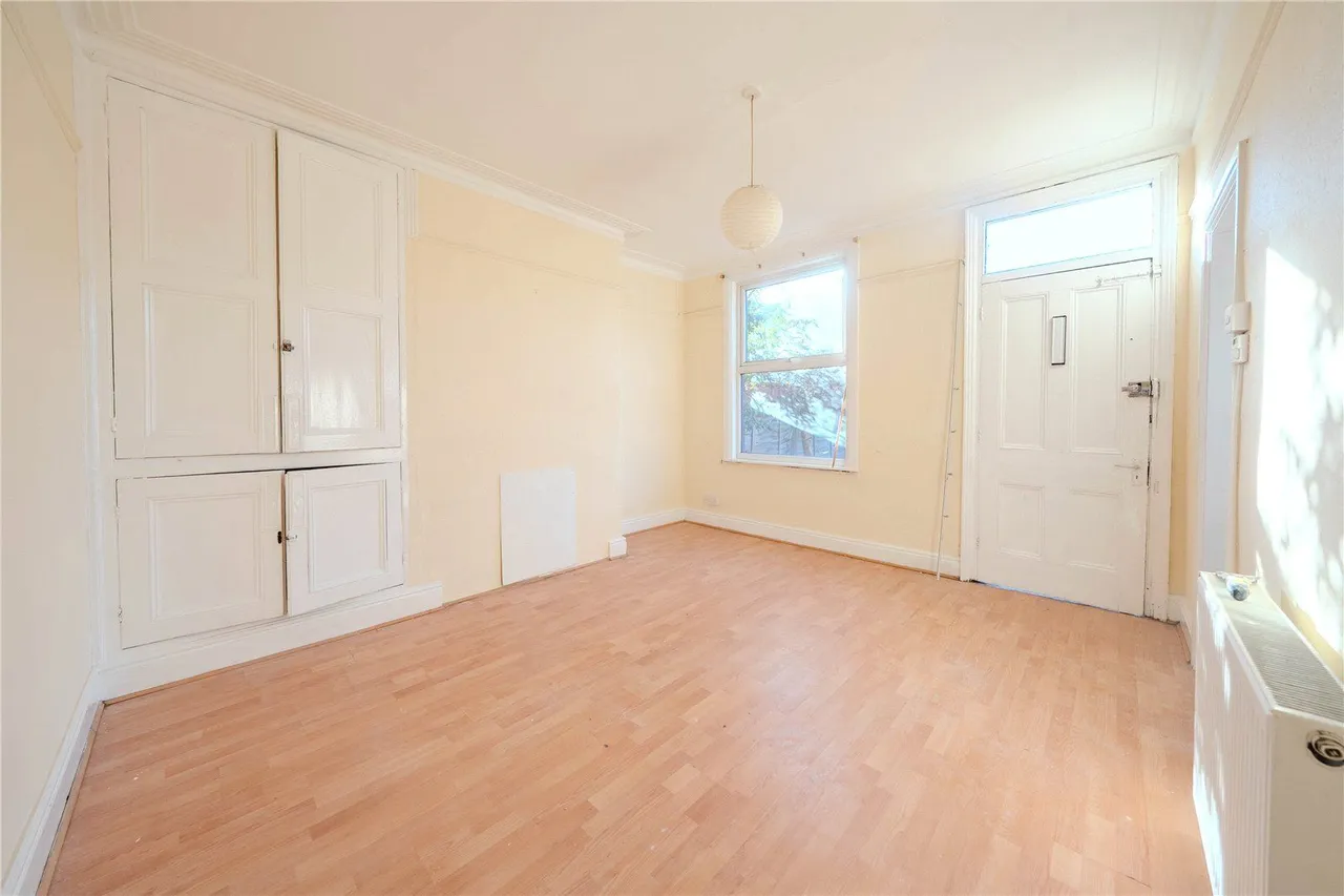 Ashton Place, Harehills, LS8, photo 2