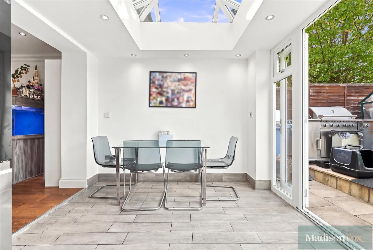 Fletcher Road, Chigwell, IG7, photo 9