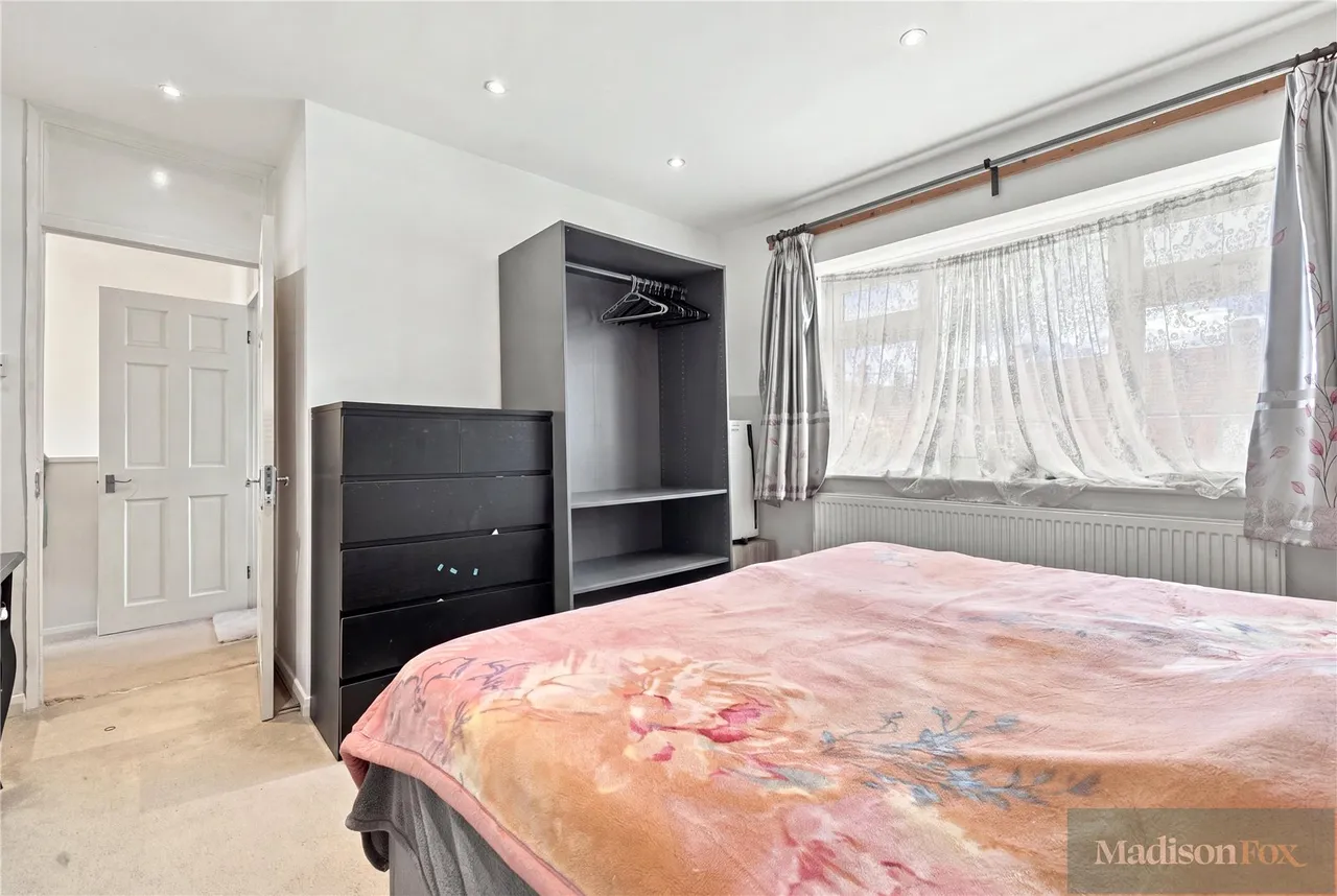 Fletcher Road, Chigwell, IG7, photo 16