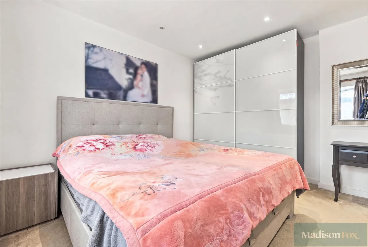 Fletcher Road, Chigwell, IG7, photo 15