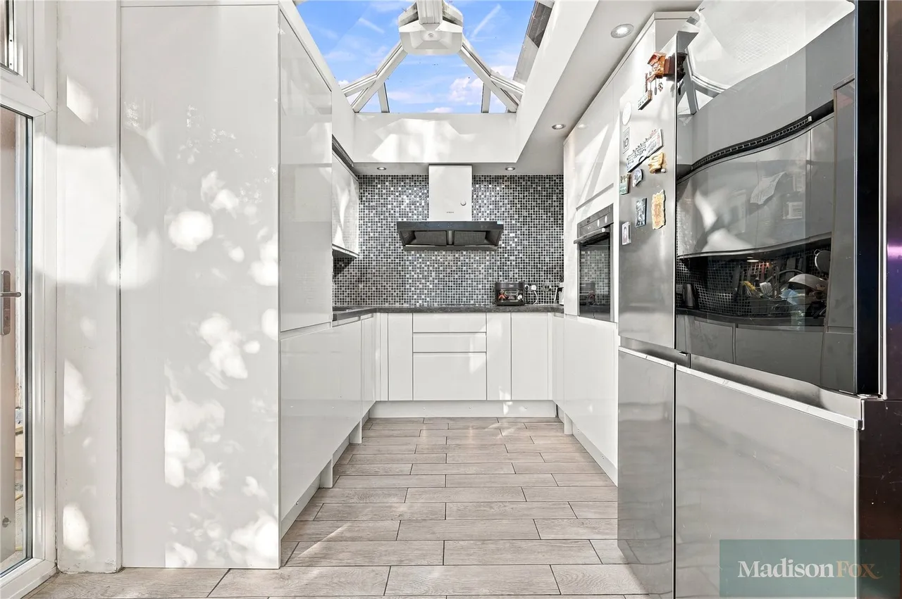 Fletcher Road, Chigwell, IG7, photo 5