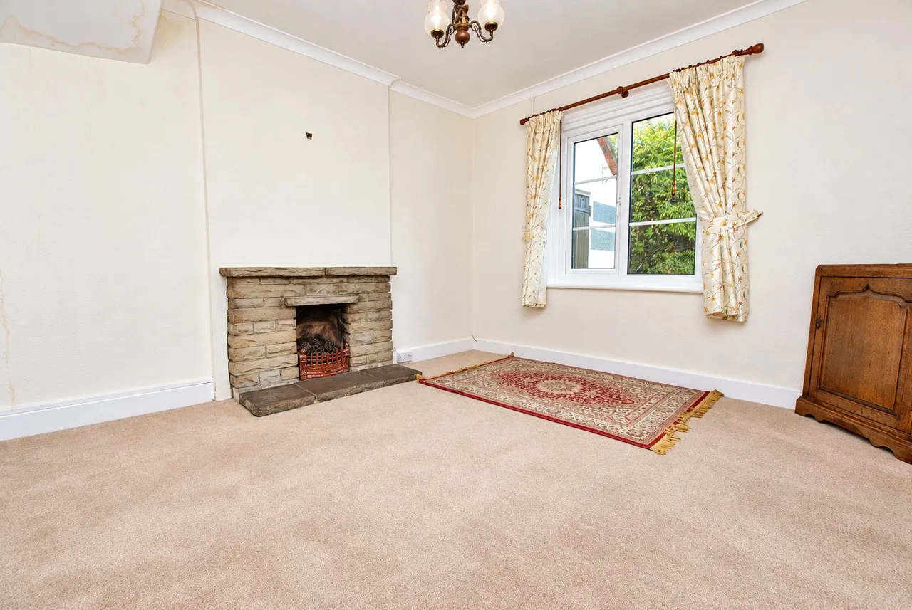Worplesdon Road, Guildford, GU2, photo 3