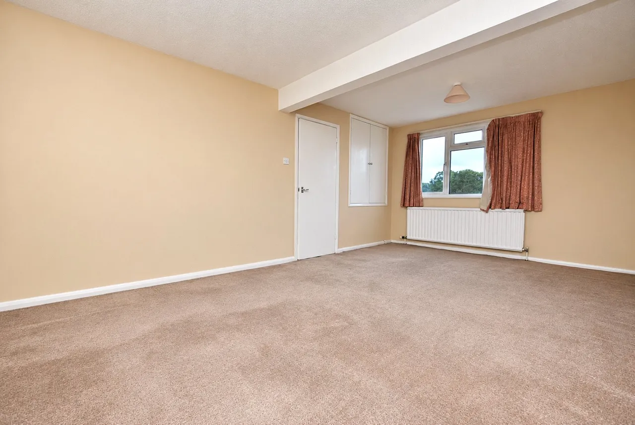 Worplesdon Road, Guildford, GU2, photo 6