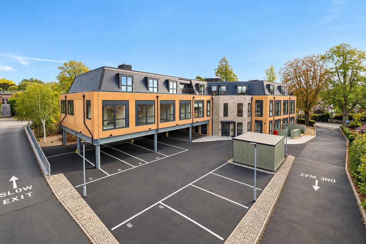 Belmont Place, Maidenhead, SL6, photo 2