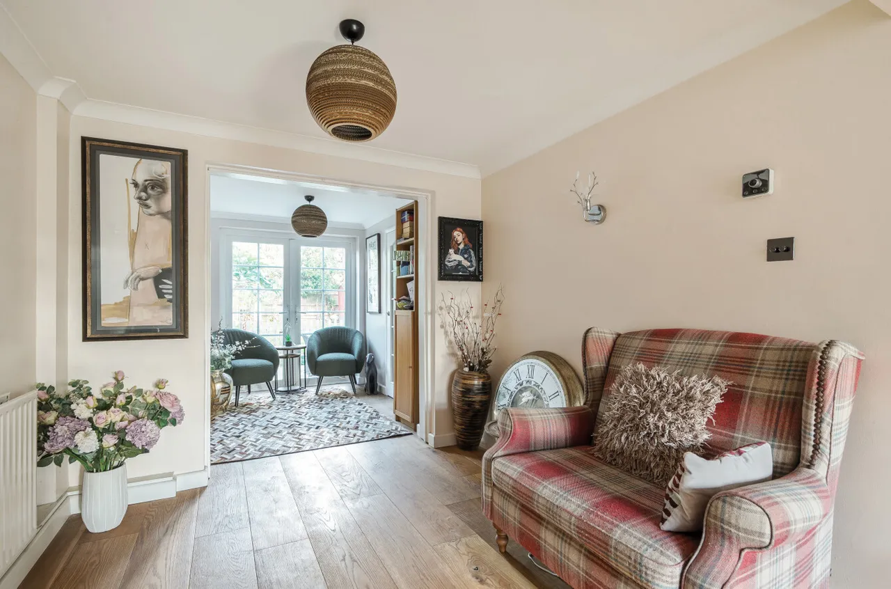 Wykeham Road, Netley Abbey, SO31, photo 6