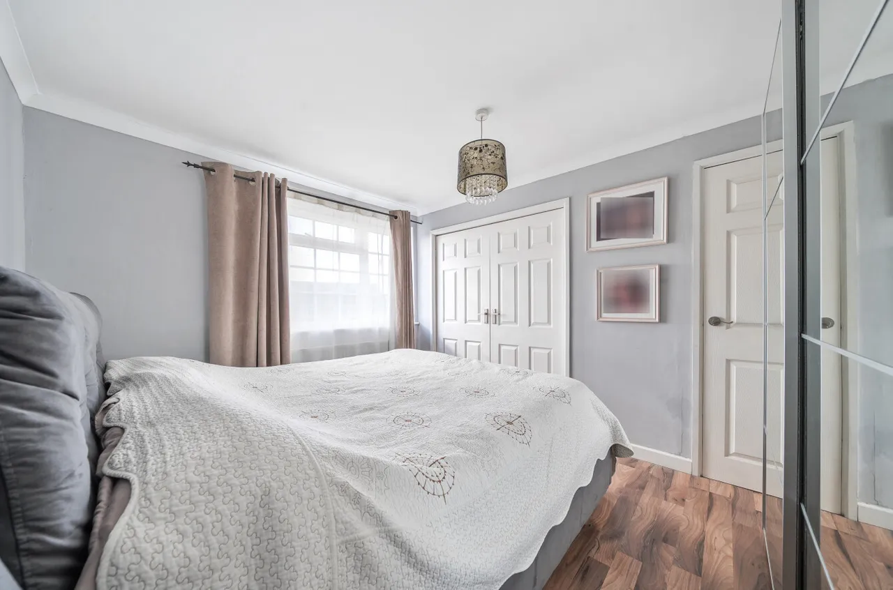 Wykeham Road, Netley Abbey, SO31, photo 12